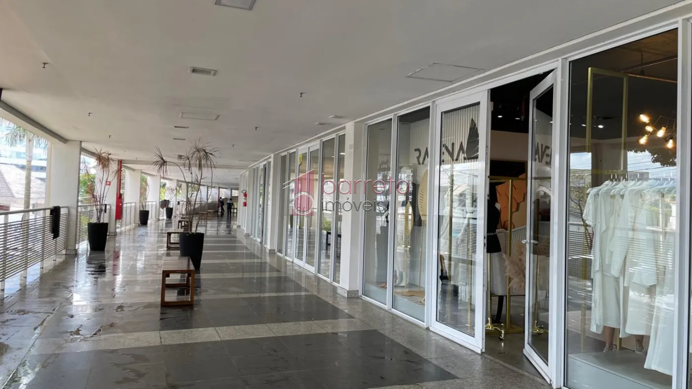 SALA/LOJA TÉRREA À VENDA NO CONDOMÍNIO GOLDEN OFFICE EM JUNDIAÍ/SP