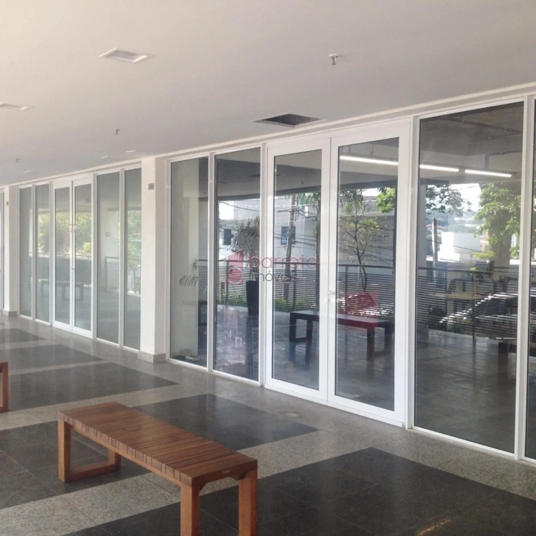 SALA/LOJA TÉRREA À VENDA NO CONDOMÍNIO GOLDEN OFFICE EM JUNDIAÍ/SP