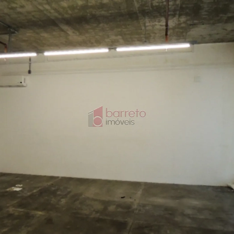 SALA/LOJA TÉRREA À VENDA NO CONDOMÍNIO GOLDEN OFFICE EM JUNDIAÍ/SP