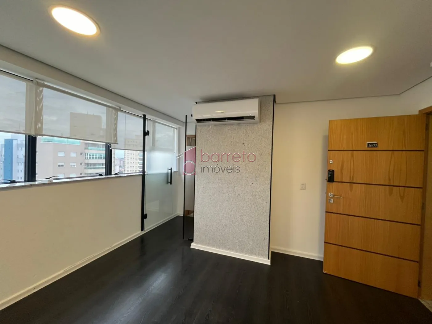 SALA COMERCIAL À VENDA NO CONDOMÍNIO UFFIZI – JUNDIAÍ/SP