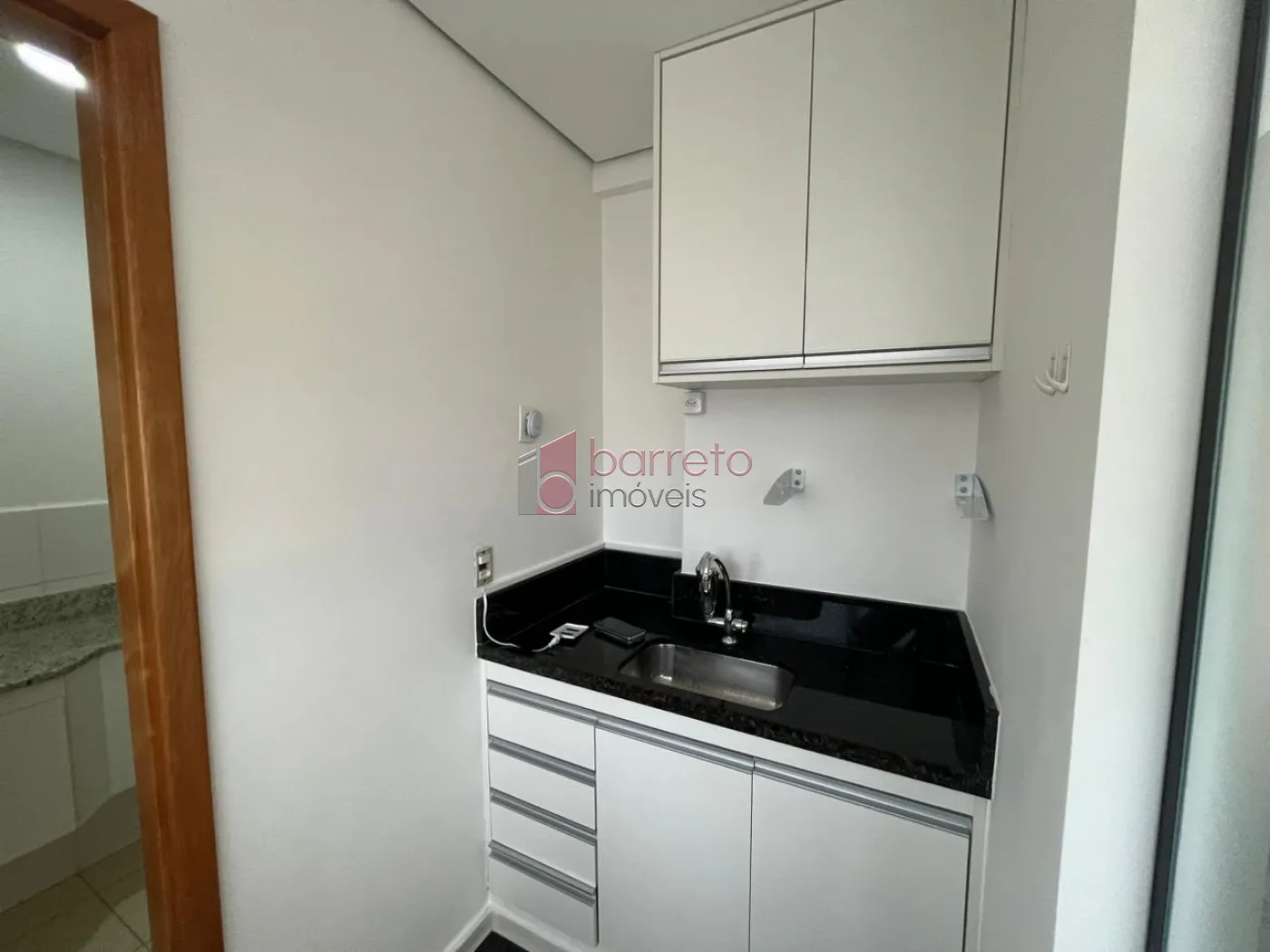 SALA COMERCIAL À VENDA NO CONDOMÍNIO UFFIZI – JUNDIAÍ/SP