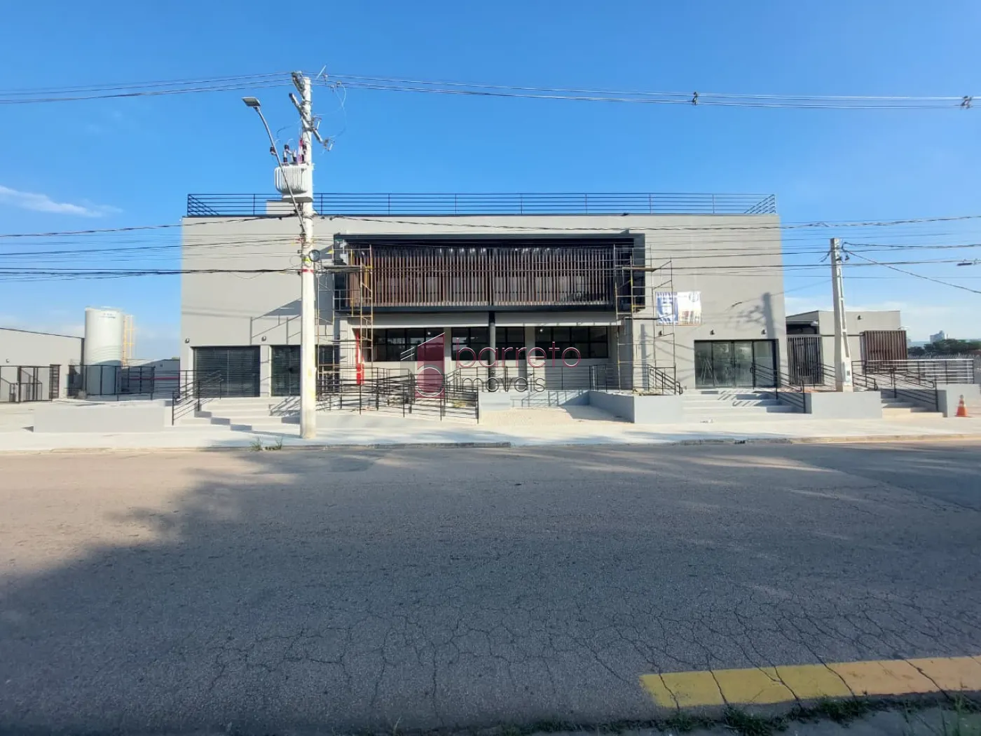 SALÃO COMERCIAL NO CONDOMÍNIO SIENA MALL NA VILA NAMBI – JUNDIAÍ/SP