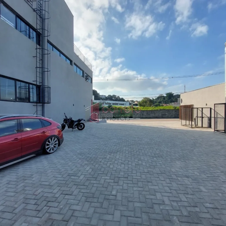 SALÃO COMERCIAL NO CONDOMÍNIO SIENA MALL NA VILA NAMBI – JUNDIAÍ/SP
