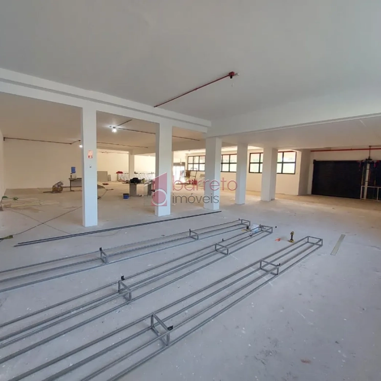 SALÃO COMERCIAL NO CONDOMÍNIO SIENA MALL NA VILA NAMBI – JUNDIAÍ/SP