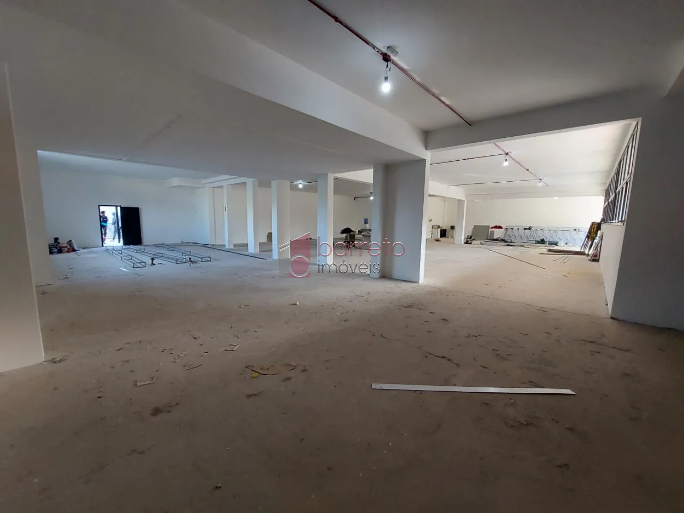 SALÃO COMERCIAL NO CONDOMÍNIO SIENA MALL NA VILA NAMBI – JUNDIAÍ/SP