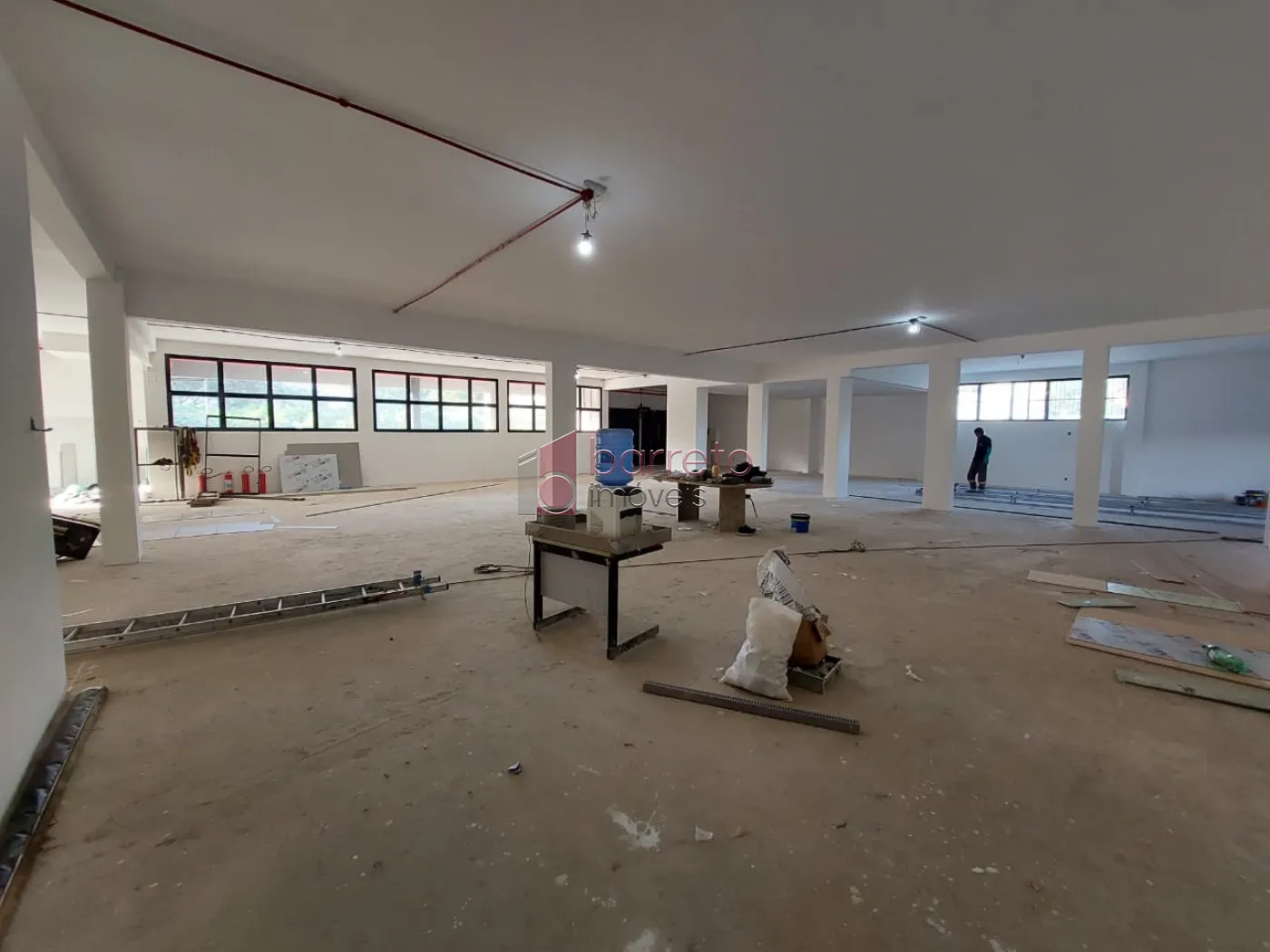 SALÃO COMERCIAL NO CONDOMÍNIO SIENA MALL NA VILA NAMBI – JUNDIAÍ/SP