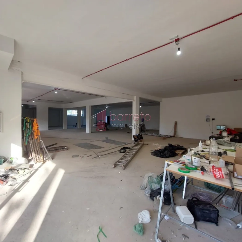 SALÃO COMERCIAL NO CONDOMÍNIO SIENA MALL NA VILA NAMBI – JUNDIAÍ/SP