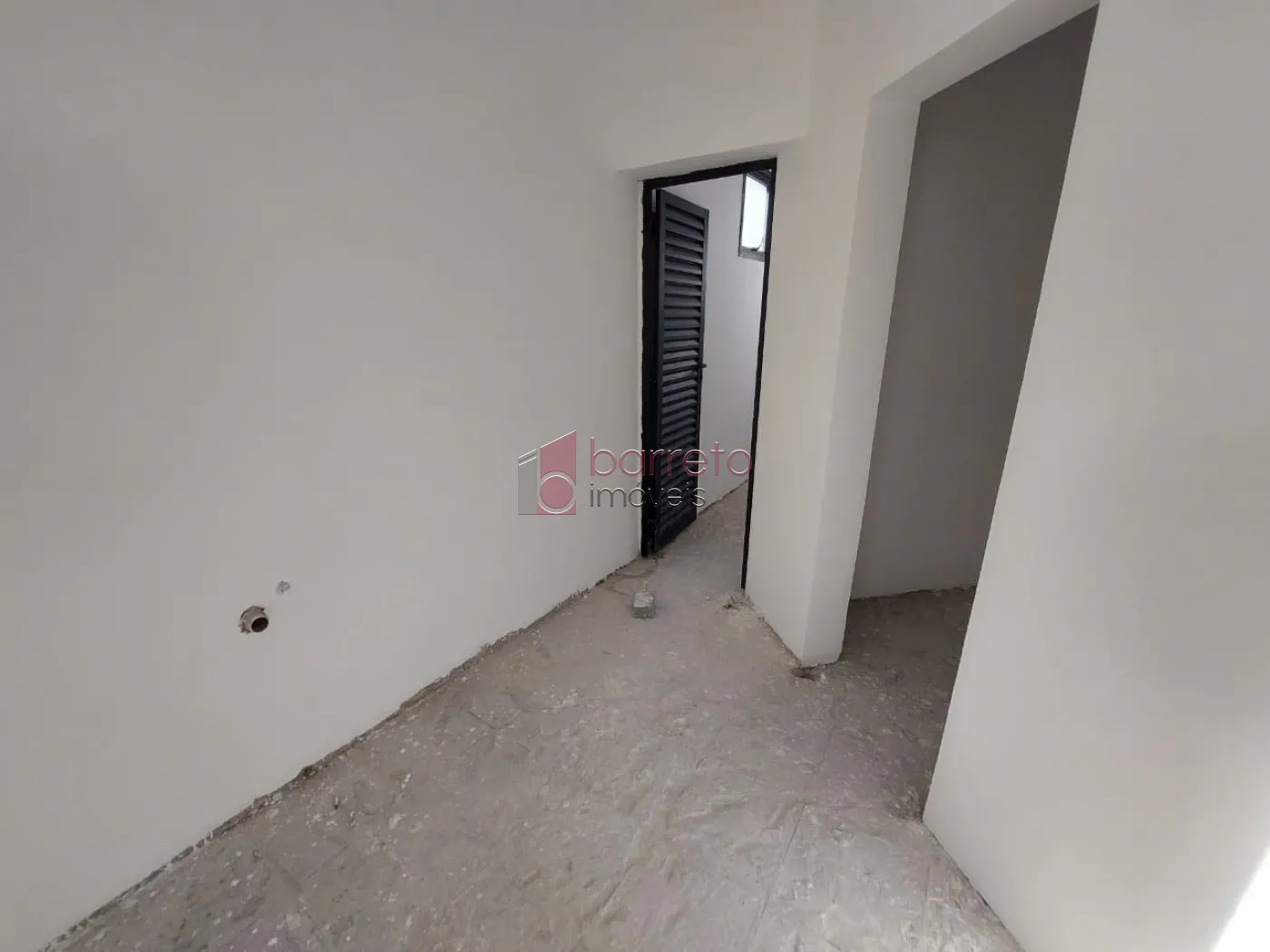 SALÃO COMERCIAL NO CONDOMÍNIO SIENA MALL NA VILA NAMBI – JUNDIAÍ/SP