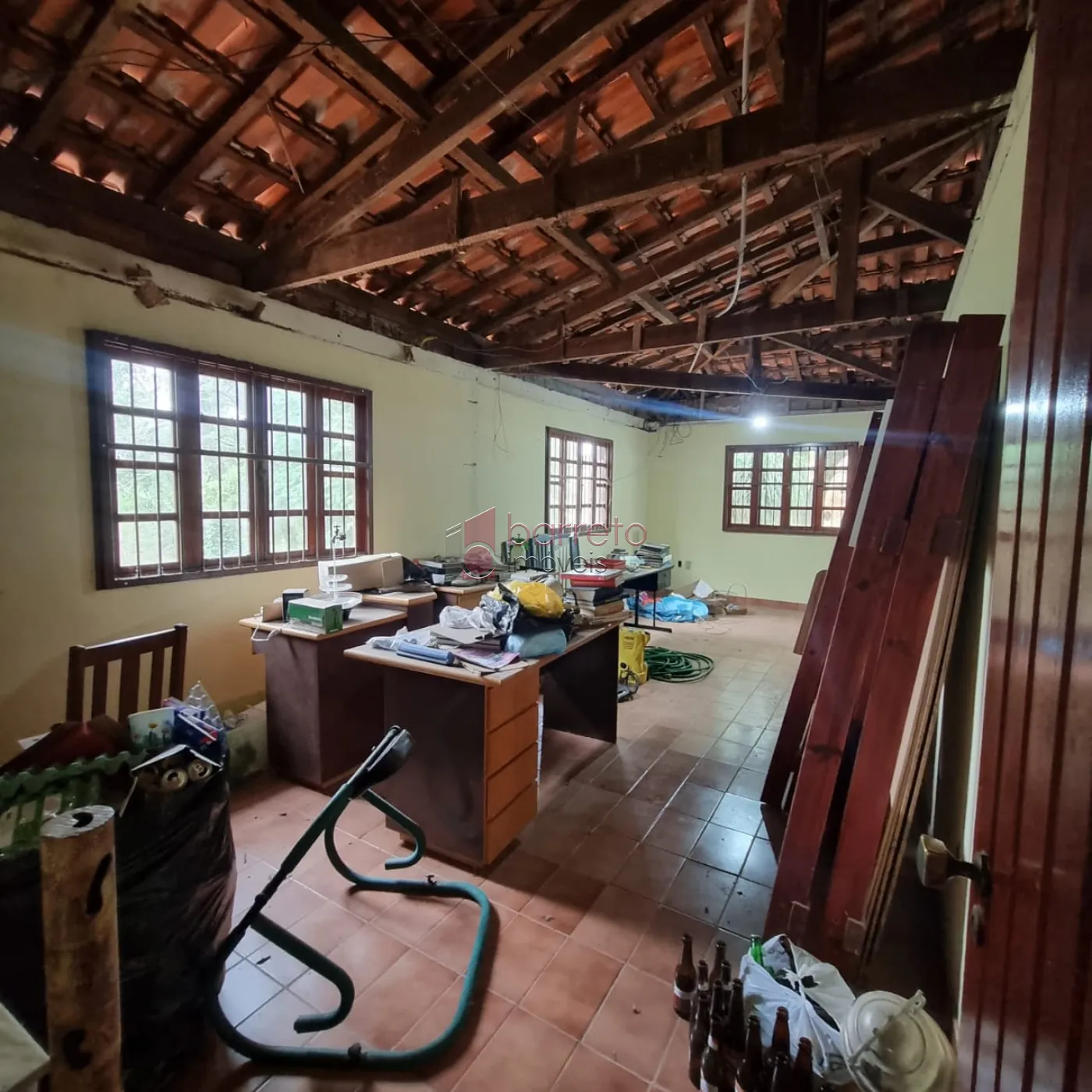 SALÃO COMERCIAL À VENDA NAS IMEDIAÇÕES DO BAIRRO ENGORDADOURO – JUNDIAÍ/SP