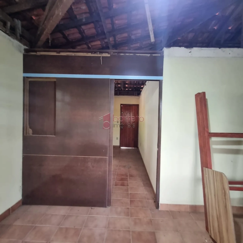 SALÃO COMERCIAL À VENDA NAS IMEDIAÇÕES DO BAIRRO ENGORDADOURO – JUNDIAÍ/SP
