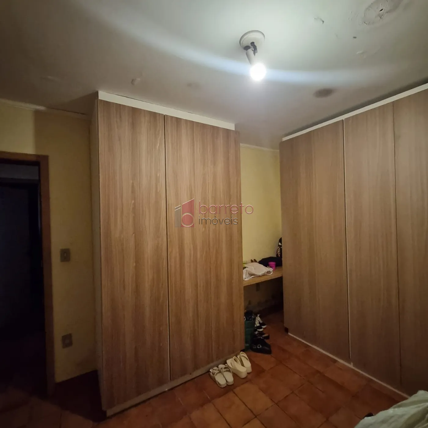 SALÃO COMERCIAL À VENDA NAS IMEDIAÇÕES DO BAIRRO ENGORDADOURO – JUNDIAÍ/SP