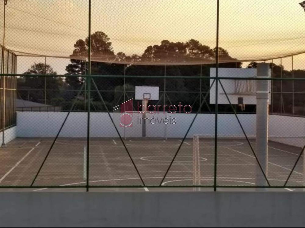 FINA COBERTURA COM VISTA PANORÂMICA À VENDA NO CONDOMÍNIO BOSQUE DOS JURITIS – BAIRRO MEDEIROS – JUNDIAÍ/SP