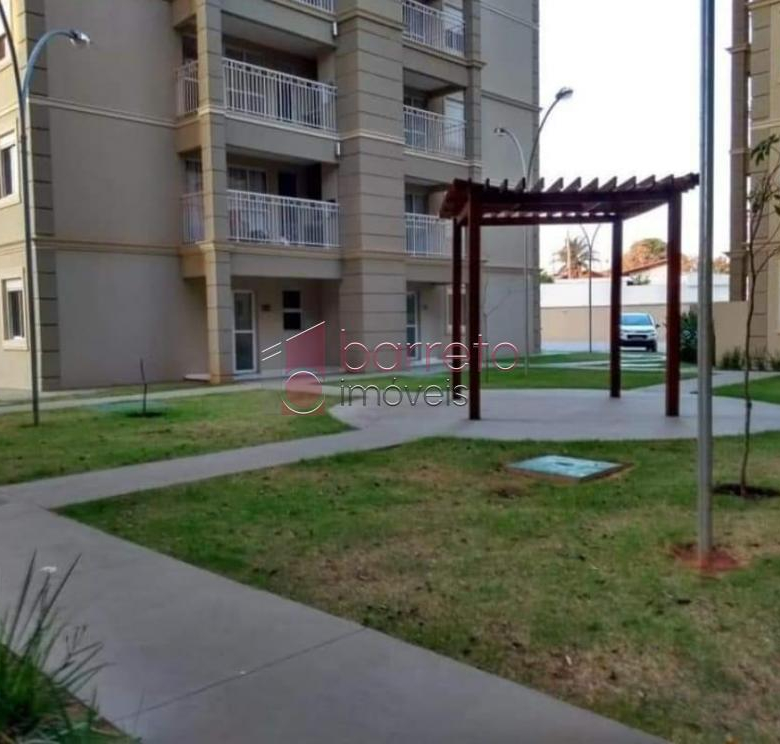 FINA COBERTURA COM VISTA PANORÂMICA À VENDA NO CONDOMÍNIO BOSQUE DOS JURITIS – BAIRRO MEDEIROS – JUNDIAÍ/SP