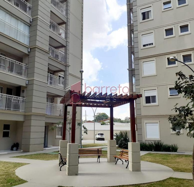 FINA COBERTURA COM VISTA PANORÂMICA À VENDA NO CONDOMÍNIO BOSQUE DOS JURITIS – BAIRRO MEDEIROS – JUNDIAÍ/SP