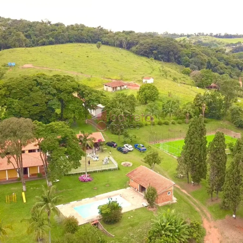 SITÍO DE 6 ALQUEIRES À VENDA NO BAIRRO CHAMPIRRA EM JUNDIAÍ/SP