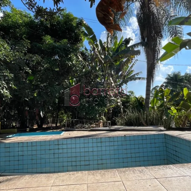 SITÍO COM 4.526 M² DE ÁREA À VENDA NO JARDIM MARAJOARA EM JUNDIAÍ/SP