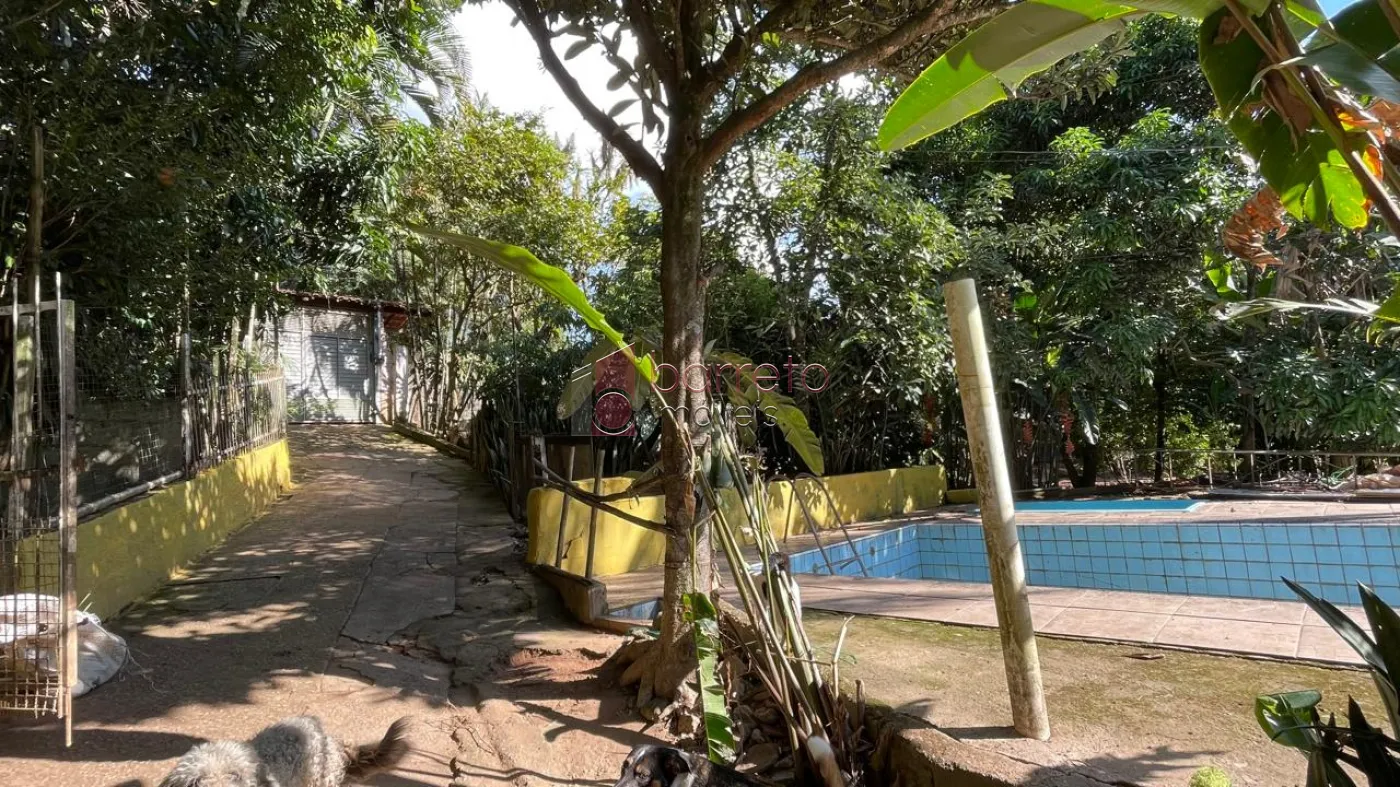SITÍO COM 4.526 M² DE ÁREA À VENDA NO JARDIM MARAJOARA EM JUNDIAÍ/SP