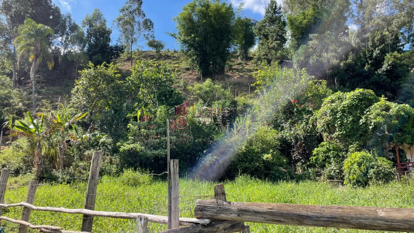 SITÍO COM 4.526 M² DE ÁREA À VENDA NO JARDIM MARAJOARA EM JUNDIAÍ/SP