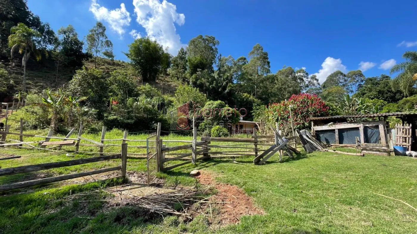 SITÍO COM 4.526 M² DE ÁREA À VENDA NO JARDIM MARAJOARA EM JUNDIAÍ/SP