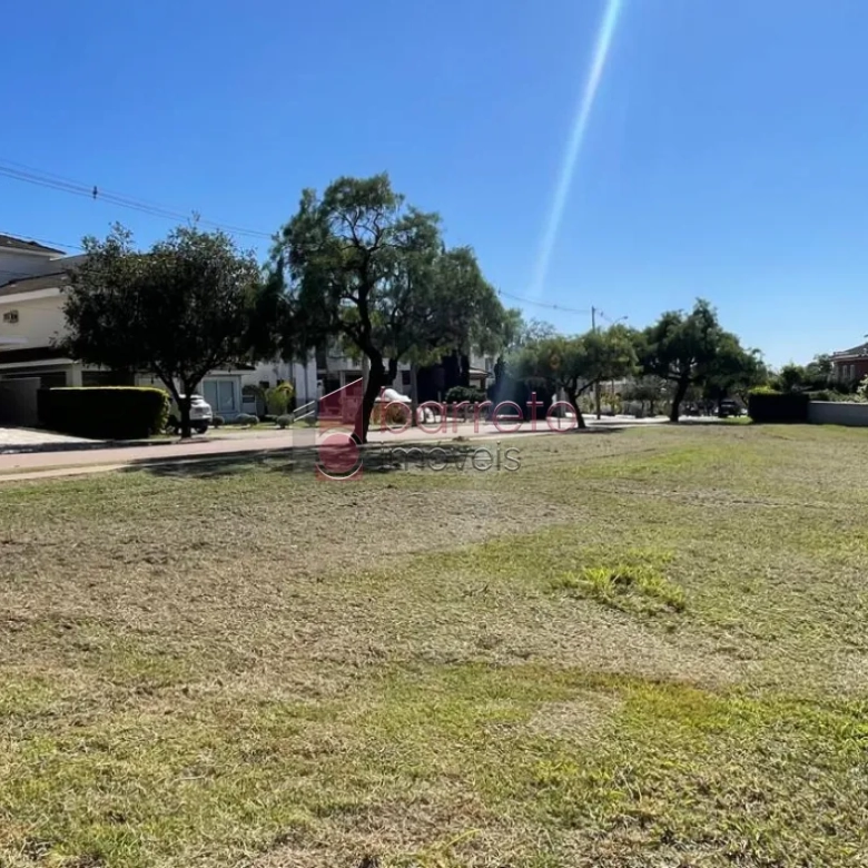 TERRENO COM 915 M² À VENDA NO CONDOMÍNIO RESERVA DA SERRA EM JUNDIAÍ/SP