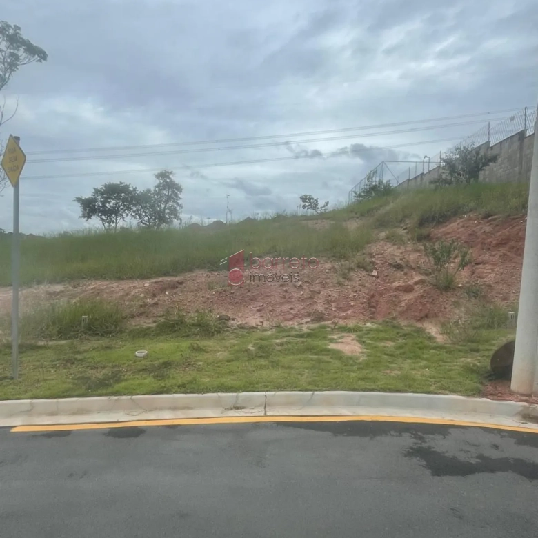 TERRENO À VENDA NO CONDOMÍNIO RESERVA DOS LAGOS EM JUNDIAÍ/SP