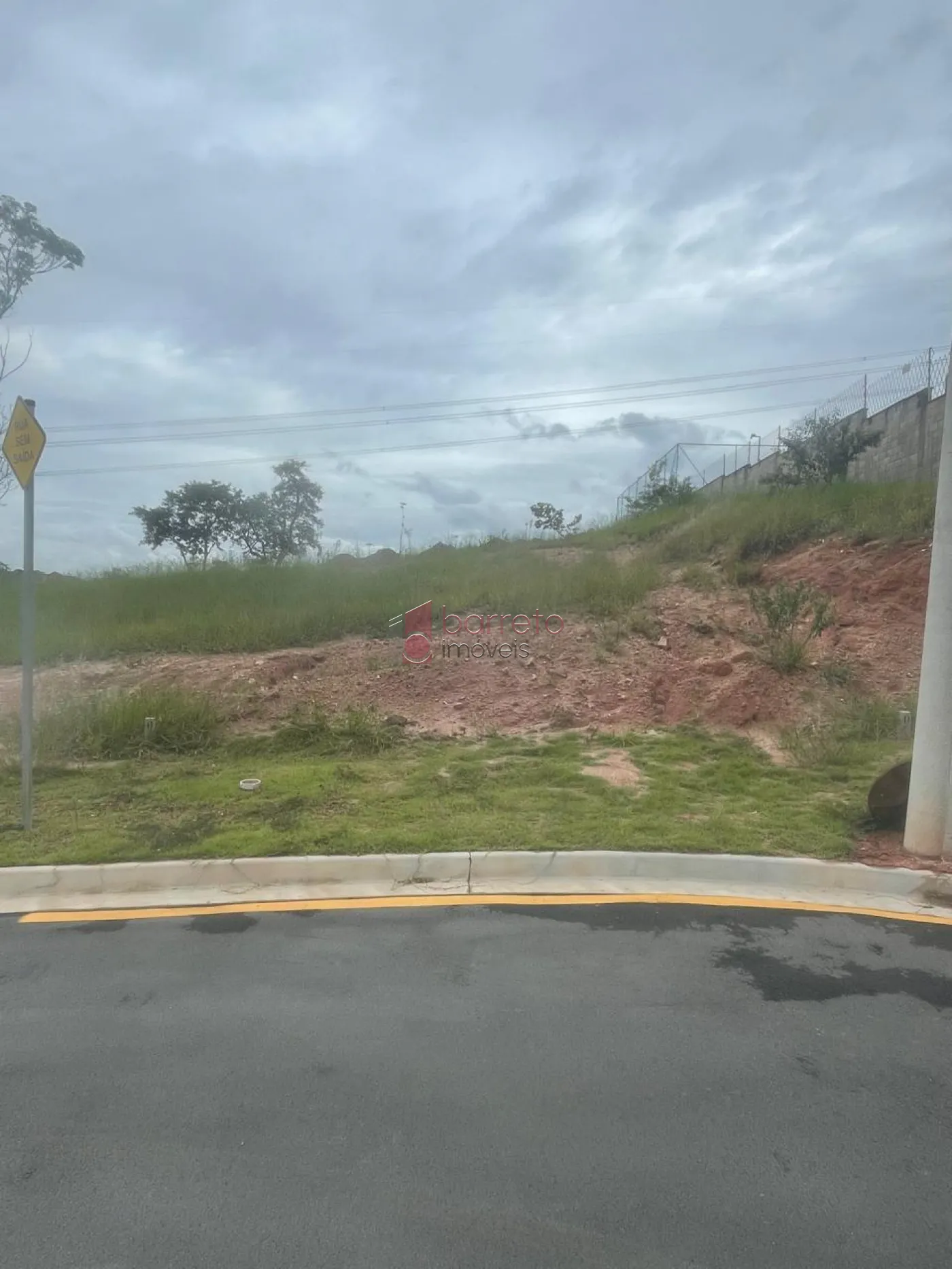 TERRENO À VENDA NO CONDOMÍNIO RESERVA DOS LAGOS EM JUNDIAÍ/SP