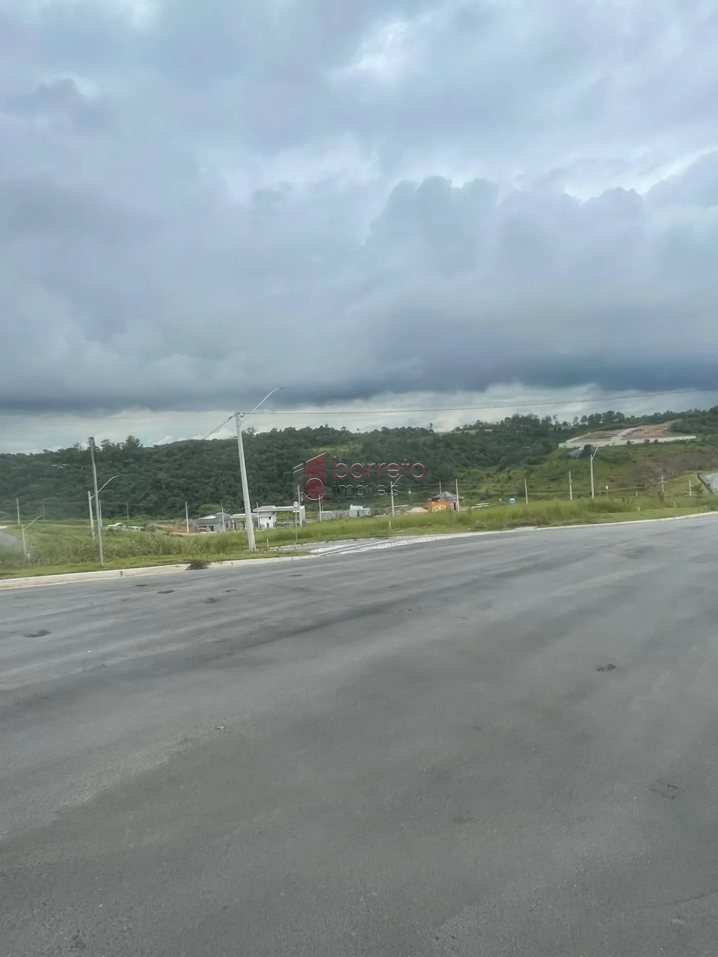 TERRENO À VENDA NO CONDOMÍNIO RESERVA DOS LAGOS EM JUNDIAÍ/SP