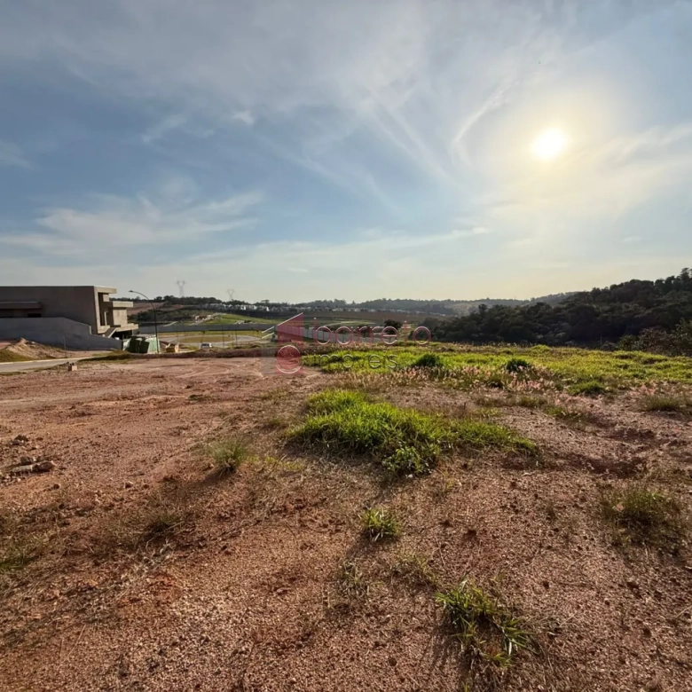 TERRENO À VENDA NO CONDOMÍNIO PORTAL DOS LAGOS EM JUNDIAÍ/SP