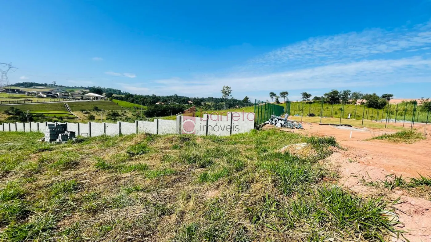 TERRENO À VENDA NO CONDOMÍNIO RESERVA DOS LAGOS NO BAIRRO CURRUPIRA EM JUNDIAÍ/SP