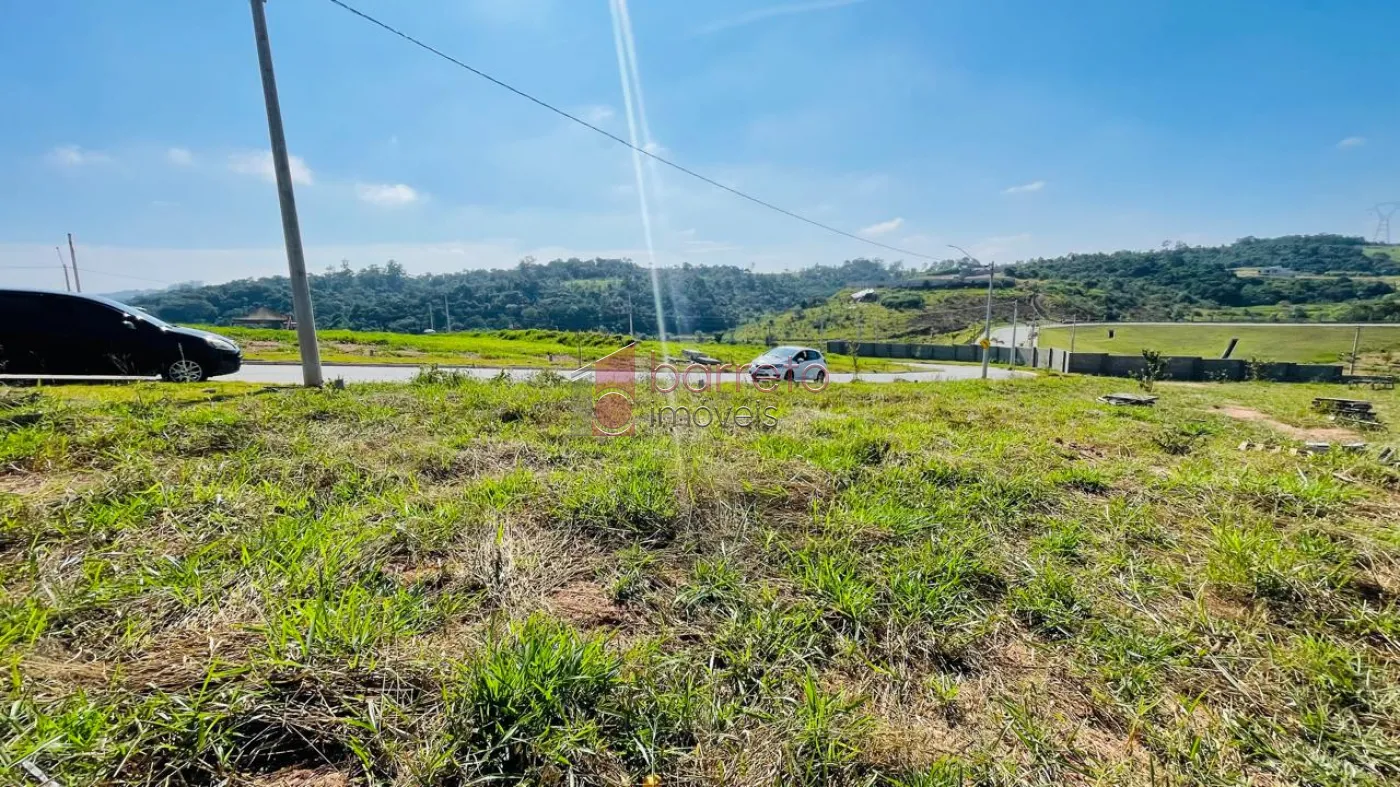 TERRENO À VENDA NO CONDOMÍNIO RESERVA DOS LAGOS NO BAIRRO CURRUPIRA EM JUNDIAÍ/SP