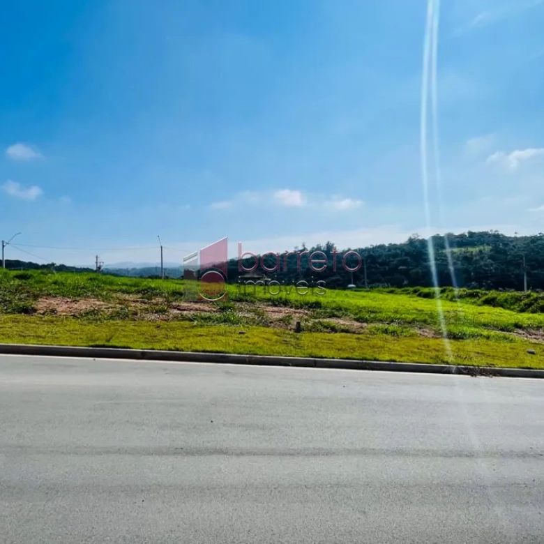 TERRENO À VENDA NO CONDOMÍNIO RESERVA DOS LAGOS NO BAIRRO CURRUPIRA EM JUNDIAÍ/SP