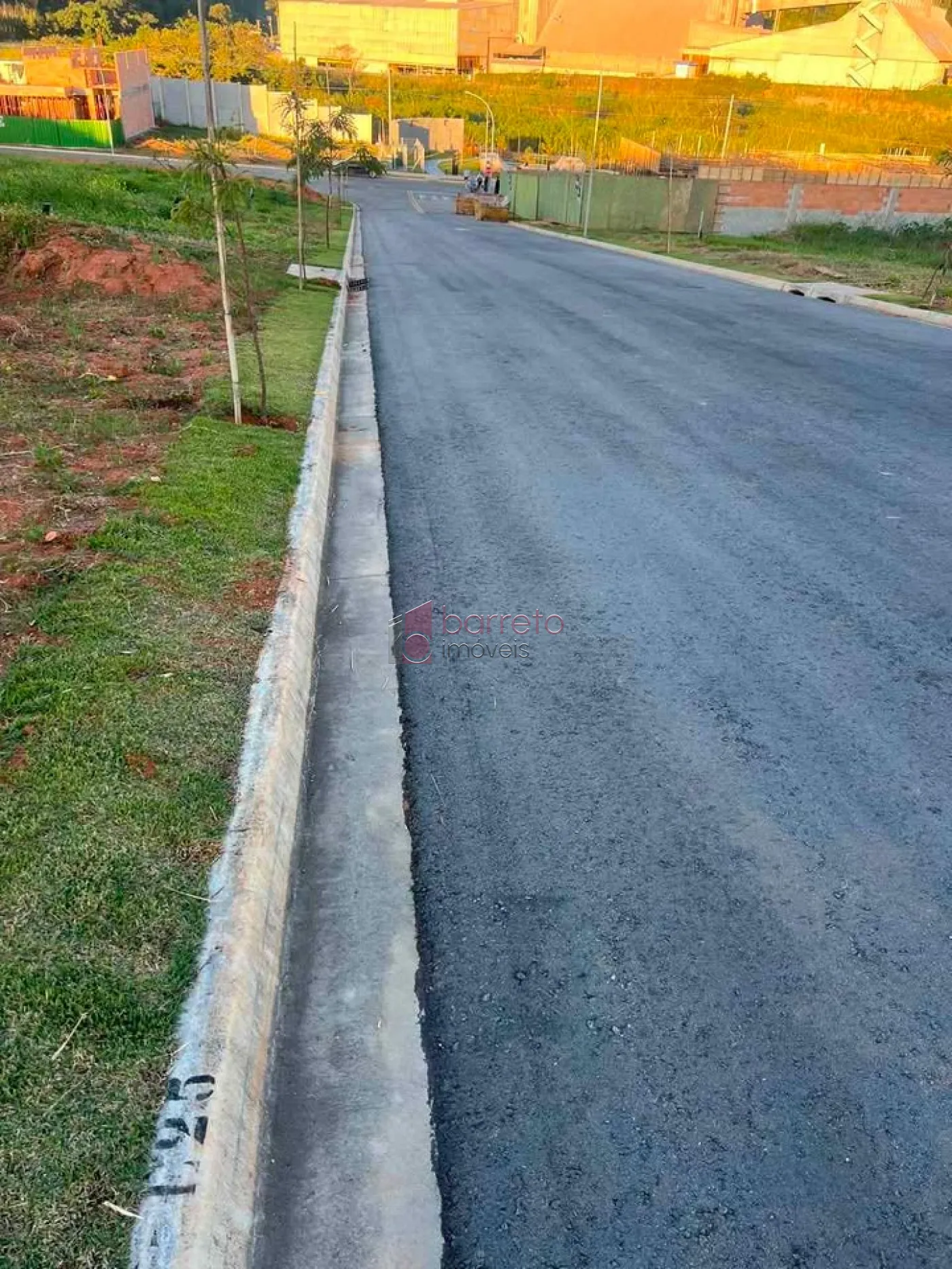 TERRENO À VENDA NO CONDOMÍNIO VILLAGGIO ENGORDADOURO EM JUNDIAÍ/SP
