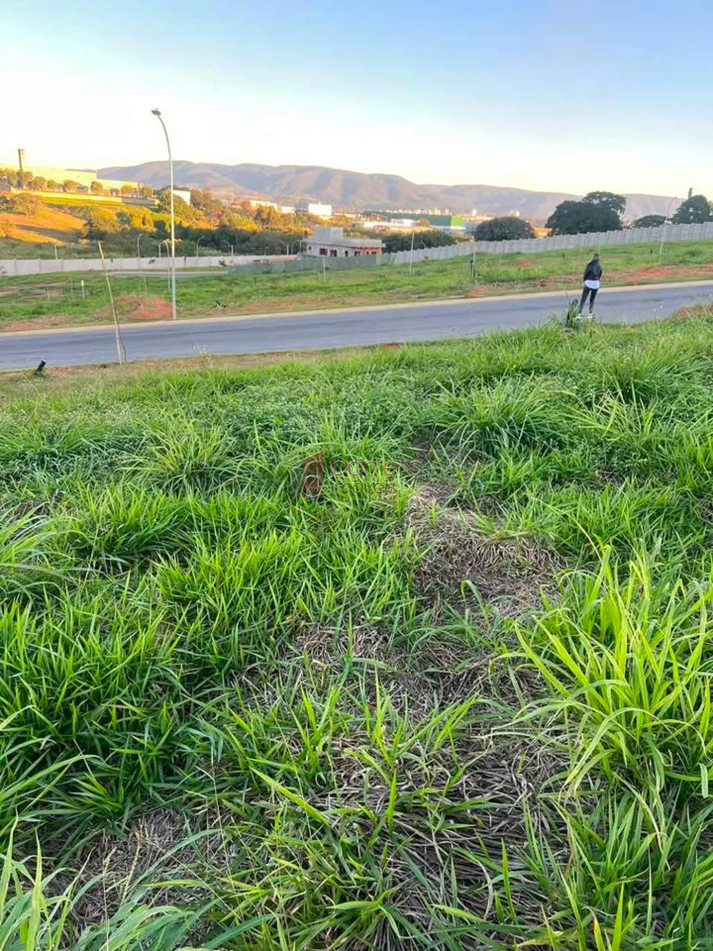 TERRENO À VENDA NO CONDOMÍNIO VILLAGGIO ENGORDADOURO EM JUNDIAÍ/SP