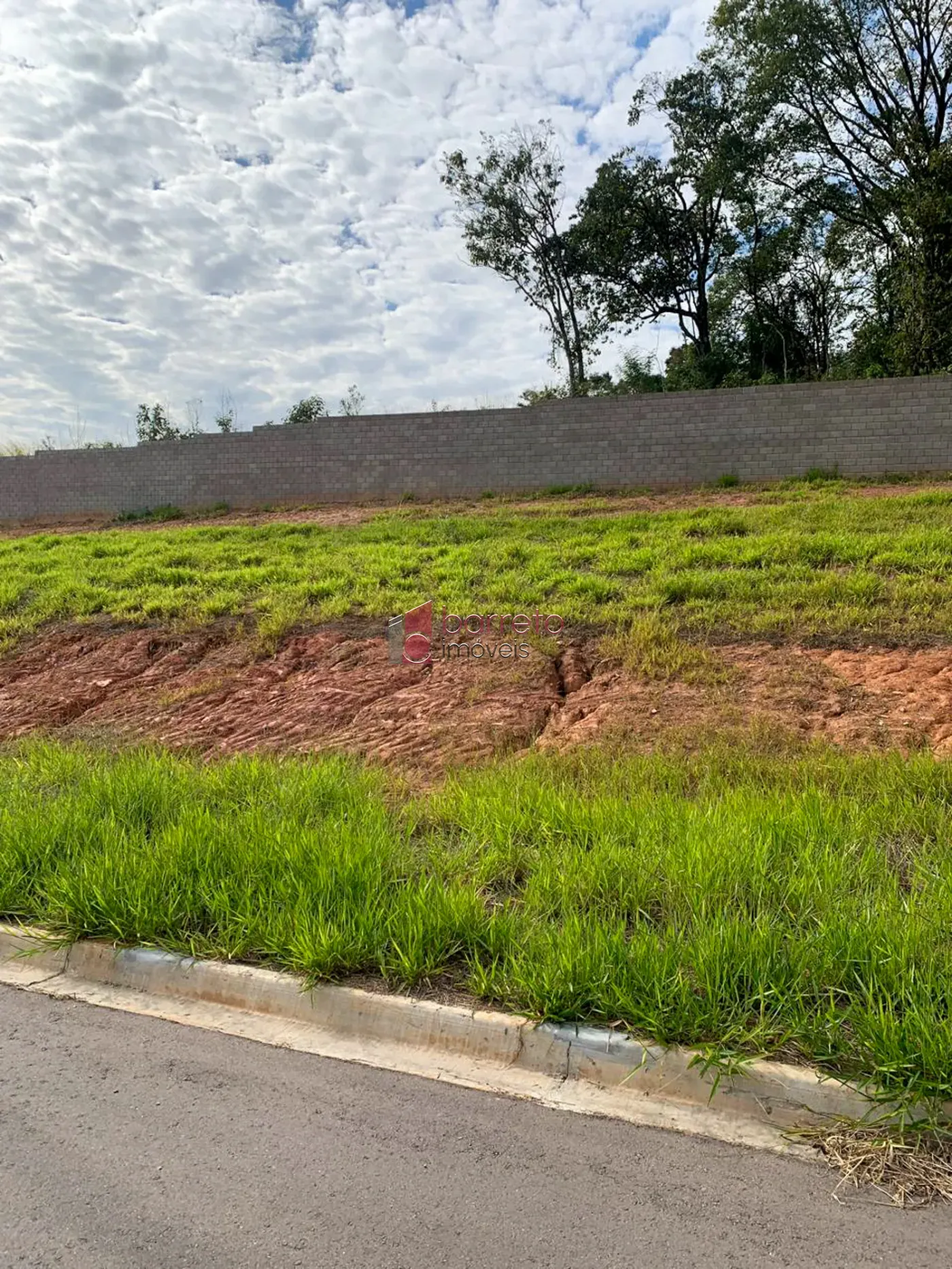 TERRENO À VENDA – RESIDENCIAL LAGO AZUL – JUNDIAÍ/SP