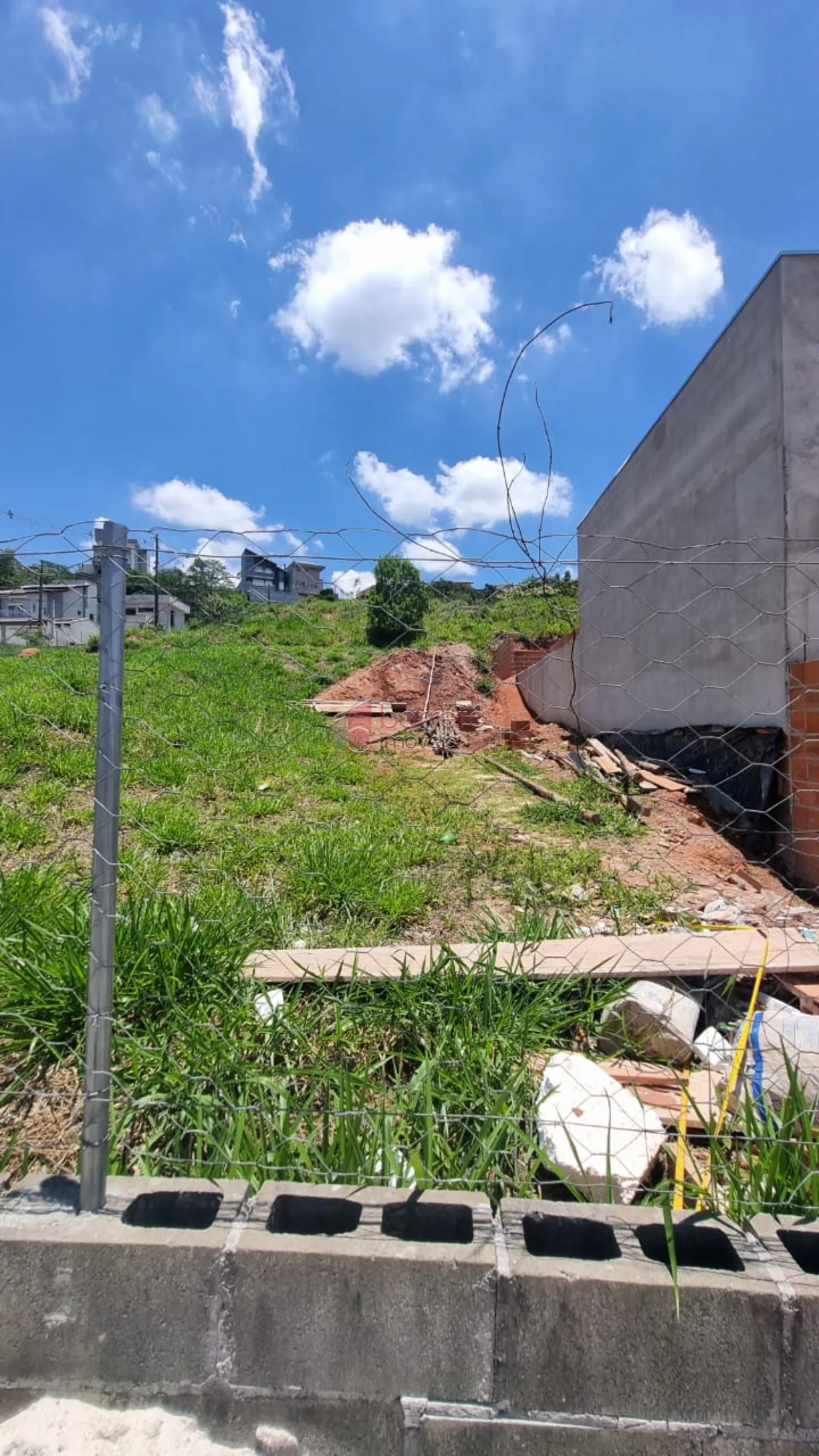 TERRENO À VENDA NO LOTEAMENTO IPANEMA – JUNDIAÍ/SP