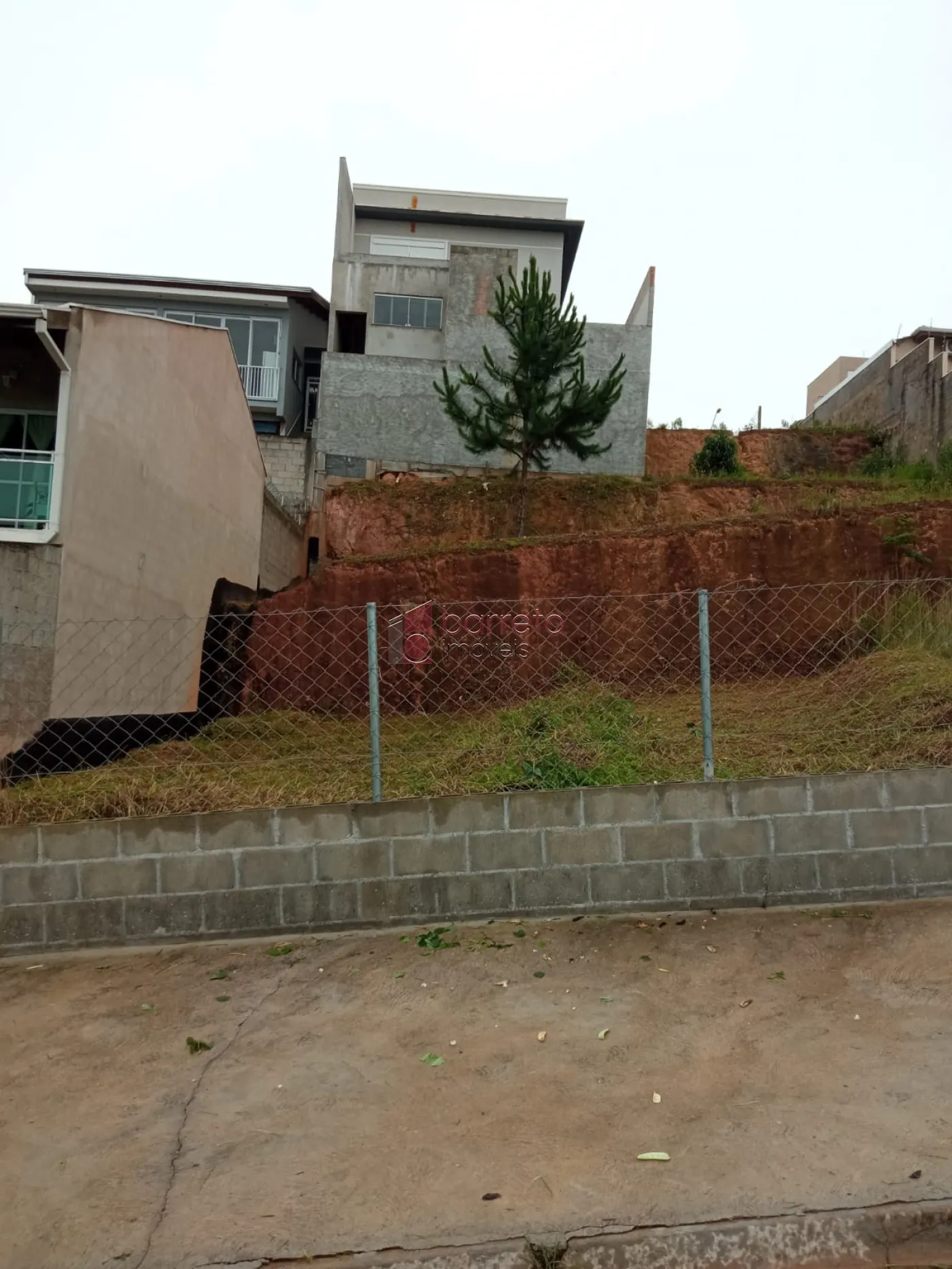 TERRENO À VENDA NO LOTEAMENTO JARDIM IPANEMA EM JUNDIAÍ/SP