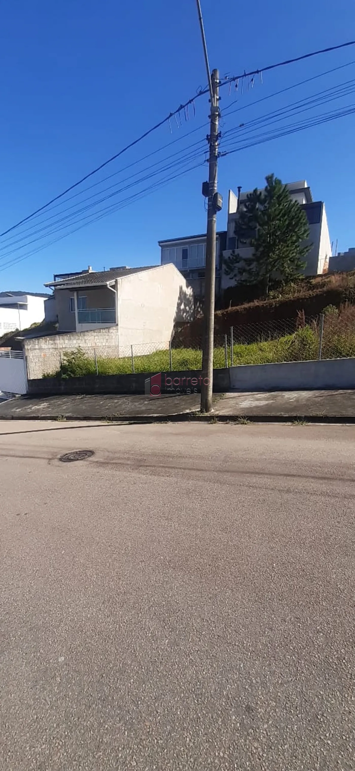 TERRENO À VENDA NO LOTEAMENTO JARDIM IPANEMA EM JUNDIAÍ/SP