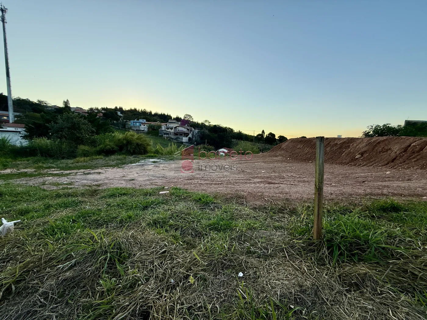 TERRENO À VENDA NO LOTEAMENTO RESERVA JUNDIAÍ – MALOTA – JUNDIAÍ/SP