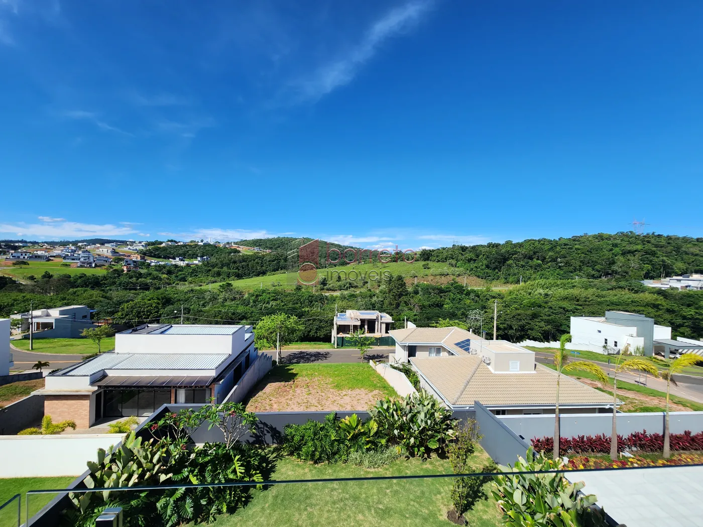 SOBRADO MOBILIADO PARA VENDA NO CONDOMÍNIO RESERVA SANTA ISABEL – LOUVEIRA/SP
