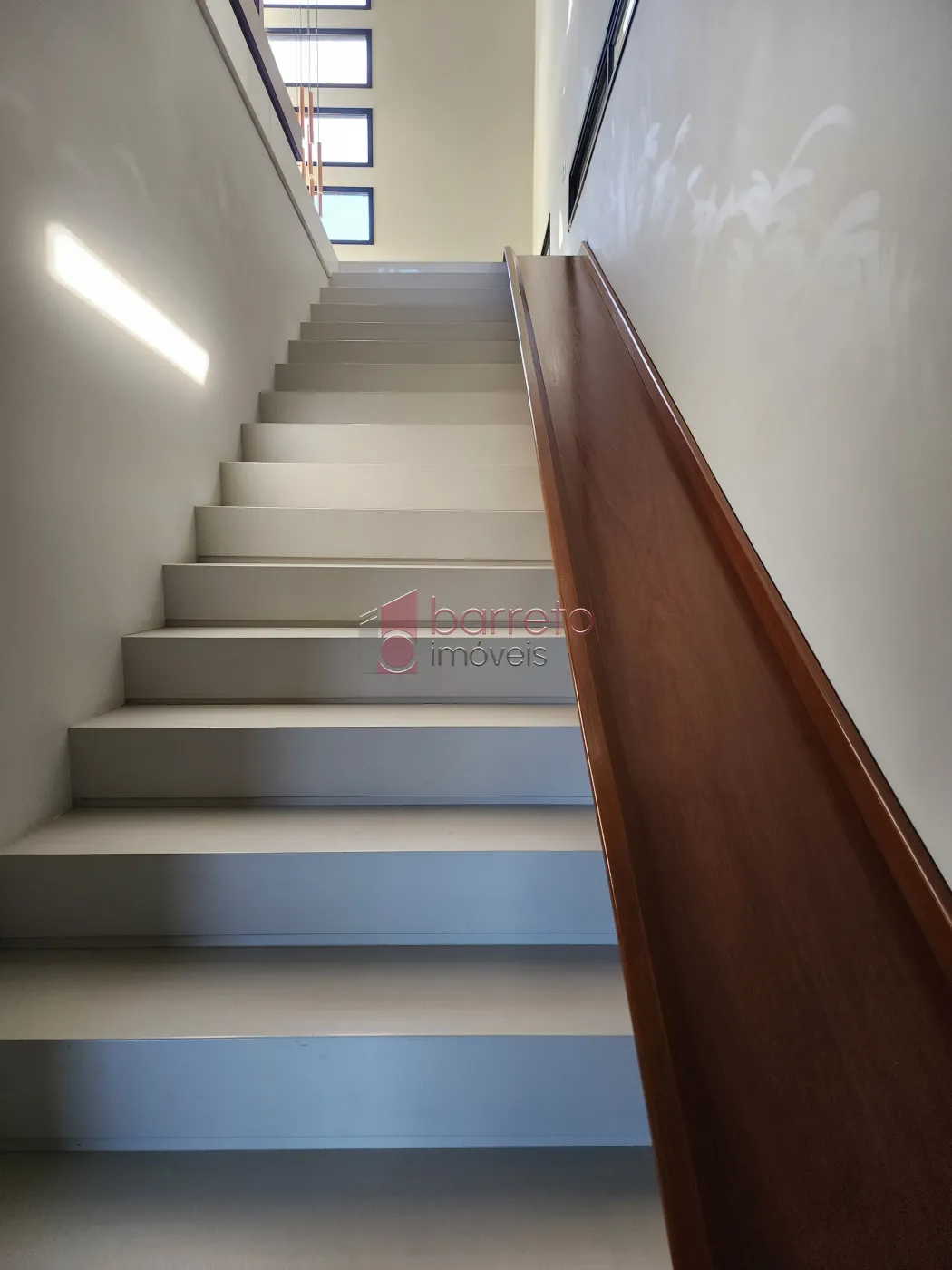 SOBRADO MOBILIADO PARA VENDA NO CONDOMÍNIO RESERVA SANTA ISABEL – LOUVEIRA/SP