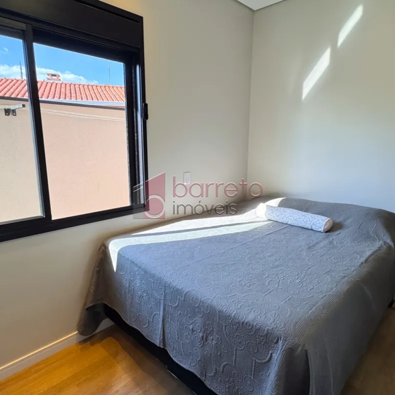 CASA TÉRREA ALTO PADRÃO À VENDA NO CONDOMÍNIO VIA CASTELLI NO CENTRO DE LOUVEIRA/SP