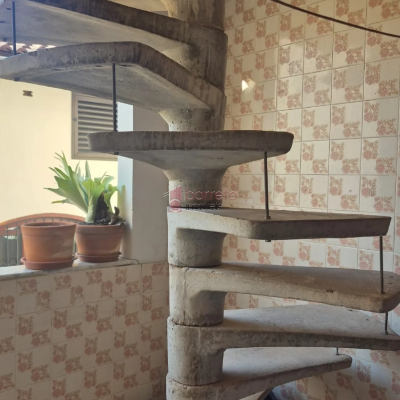 CASA À VENDA NO JARDIM CRUZ ALTA EM VÁRZEA PAULISTA/SP