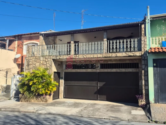 CASA À VENDA NO JARDIM CRUZ ALTA EM VÁRZEA PAULISTA/SP