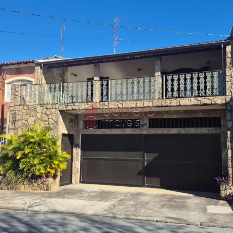 CASA À VENDA NO JARDIM CRUZ ALTA EM VÁRZEA PAULISTA/SP