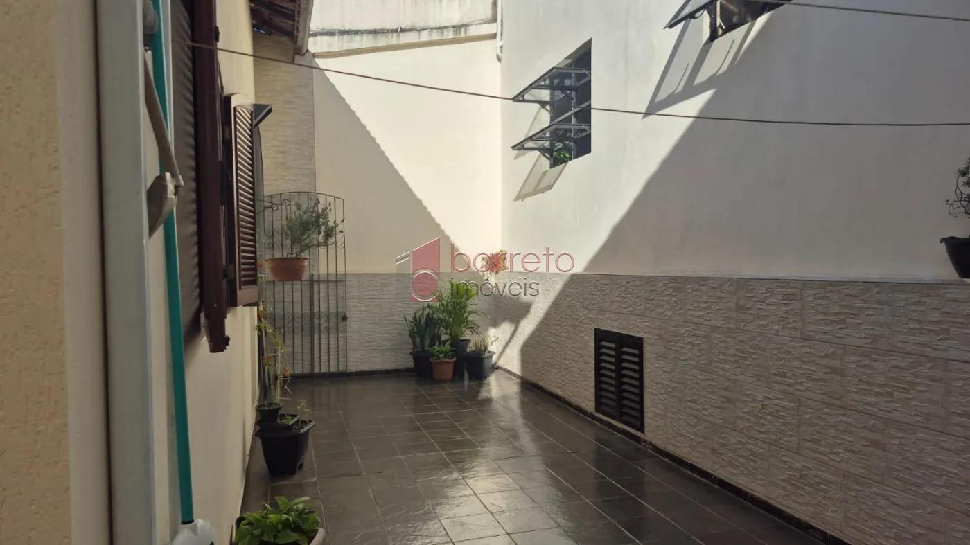 CASA À VENDA NO JARDIM CRUZ ALTA EM VÁRZEA PAULISTA/SP