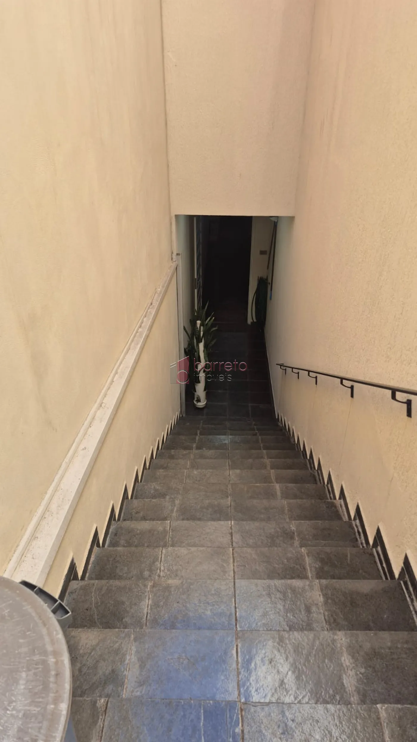 CASA À VENDA NO JARDIM CRUZ ALTA EM VÁRZEA PAULISTA/SP