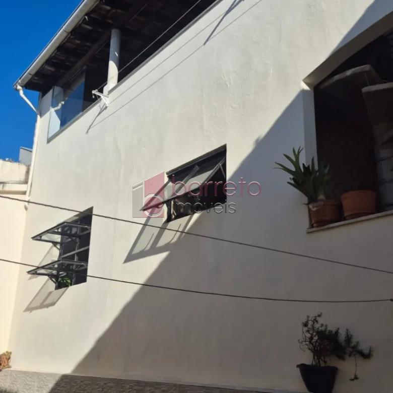 CASA À VENDA NO JARDIM CRUZ ALTA EM VÁRZEA PAULISTA/SP