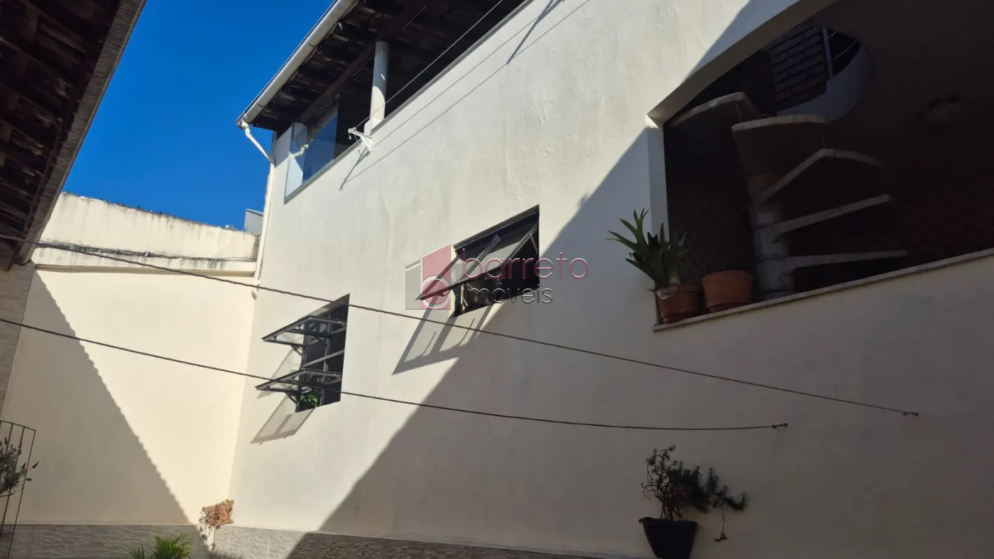 CASA À VENDA NO JARDIM CRUZ ALTA EM VÁRZEA PAULISTA/SP