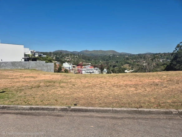 TERRENO À VENDA NO CONDOMÍNIO LAGUNA – VÁRZEA PAULISTA/SP