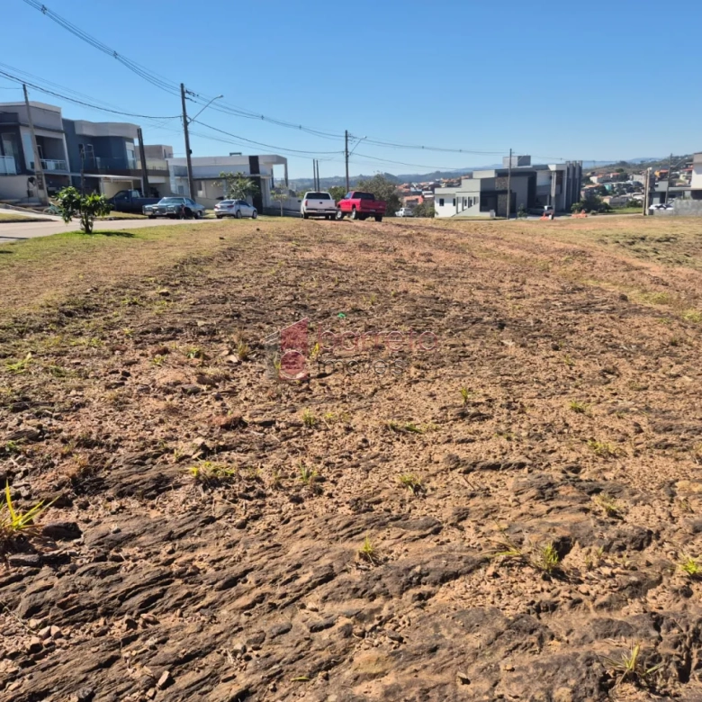 TERRENO À VENDA NO CONDOMÍNIO LAGUNA – VÁRZEA PAULISTA/SP
